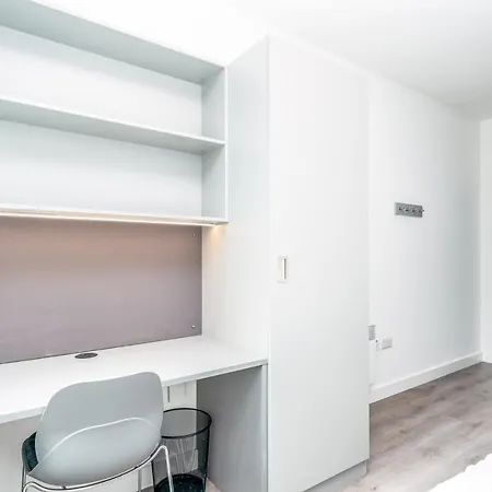 Apartmán Ensuite Single With Shared Kitchen In Quays