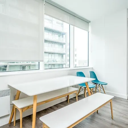 Appartement Ensuite Single With Shared Kitchen In Quays