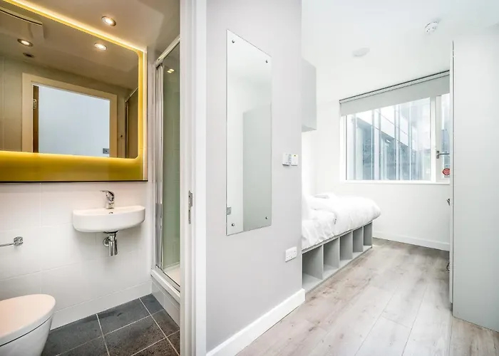 Ensuite Single With Shared Kitchen In Quays