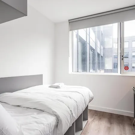 Ensuite Single With Shared Kitchen In Quays *